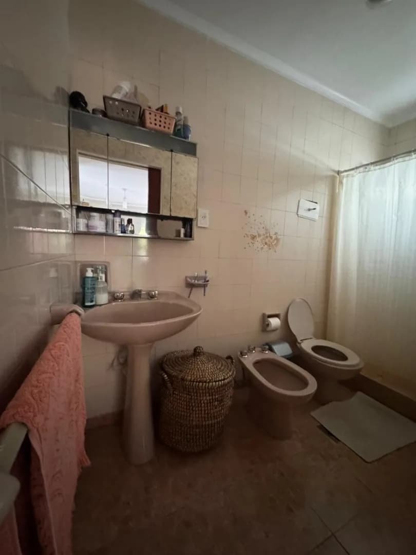 DEPARTAMENTO + LOCAL - BARRIO ROMA - TUCUMAN 3800