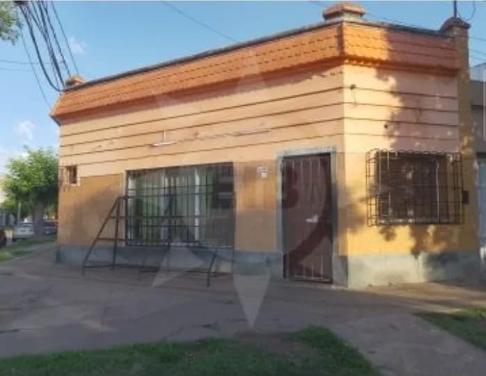 CASA - BARRIO MARÍA SELVA - J. P. LÓPEZ 1900