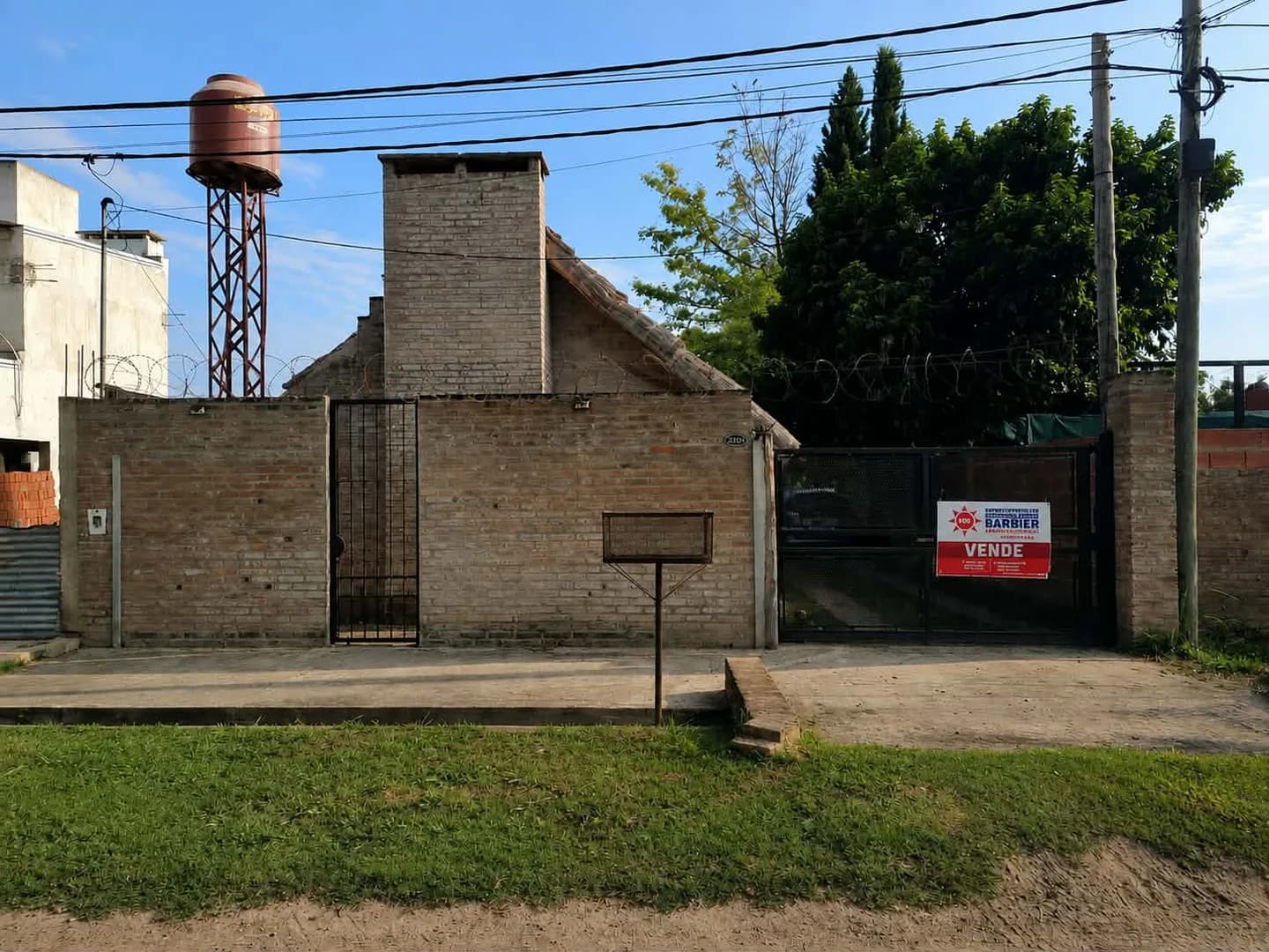 CASA - BARRIO  - PRESIDENTE PERON 2830